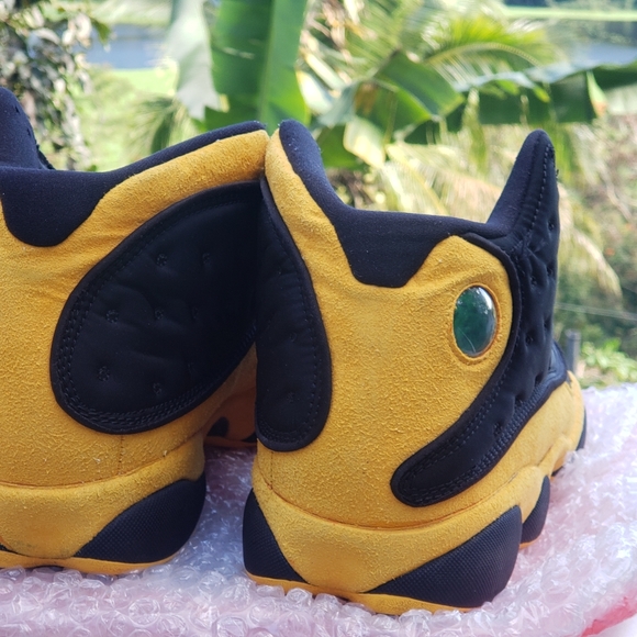 Jordan 13 Retro - Picture 4 of 8